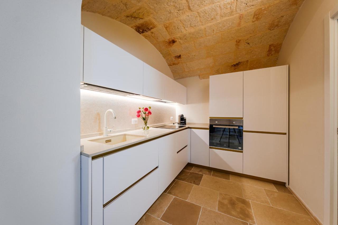 Helloapulia Charming Palazzo Clemente - Self-Catering Suites With Aircondition Монополи Экстерьер фото