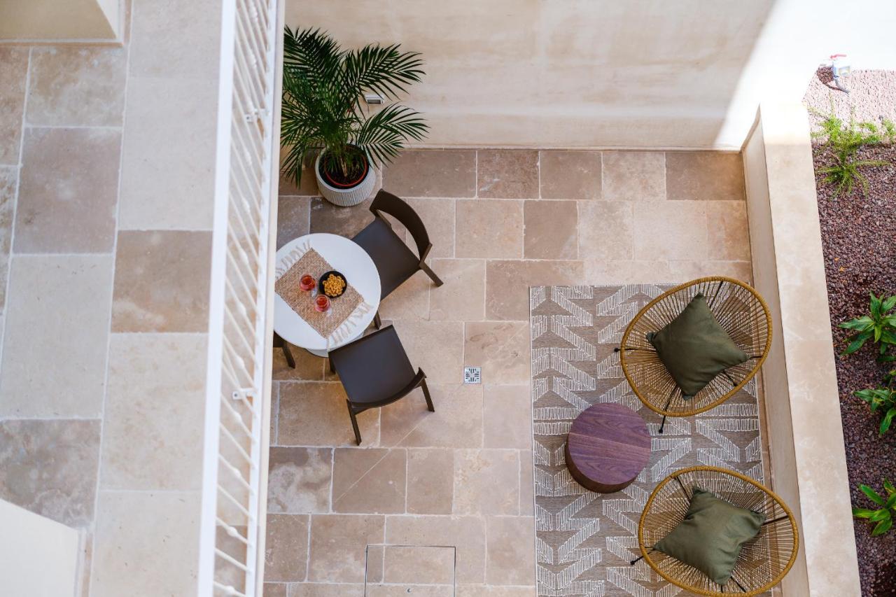 Helloapulia Charming Palazzo Clemente - Self-Catering Suites With Aircondition Монополи Экстерьер фото