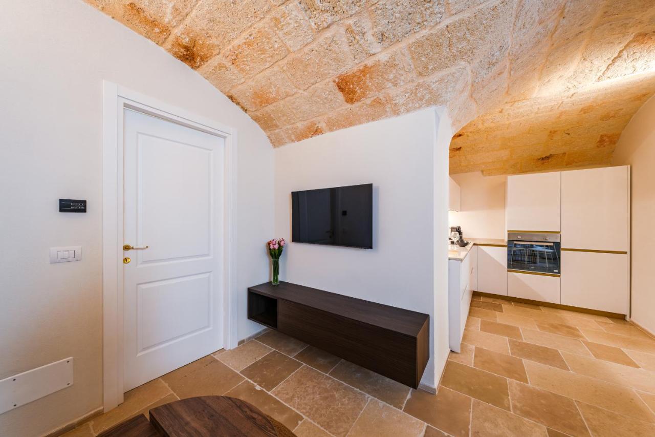 Helloapulia Charming Palazzo Clemente - Self-Catering Suites With Aircondition Монополи Экстерьер фото