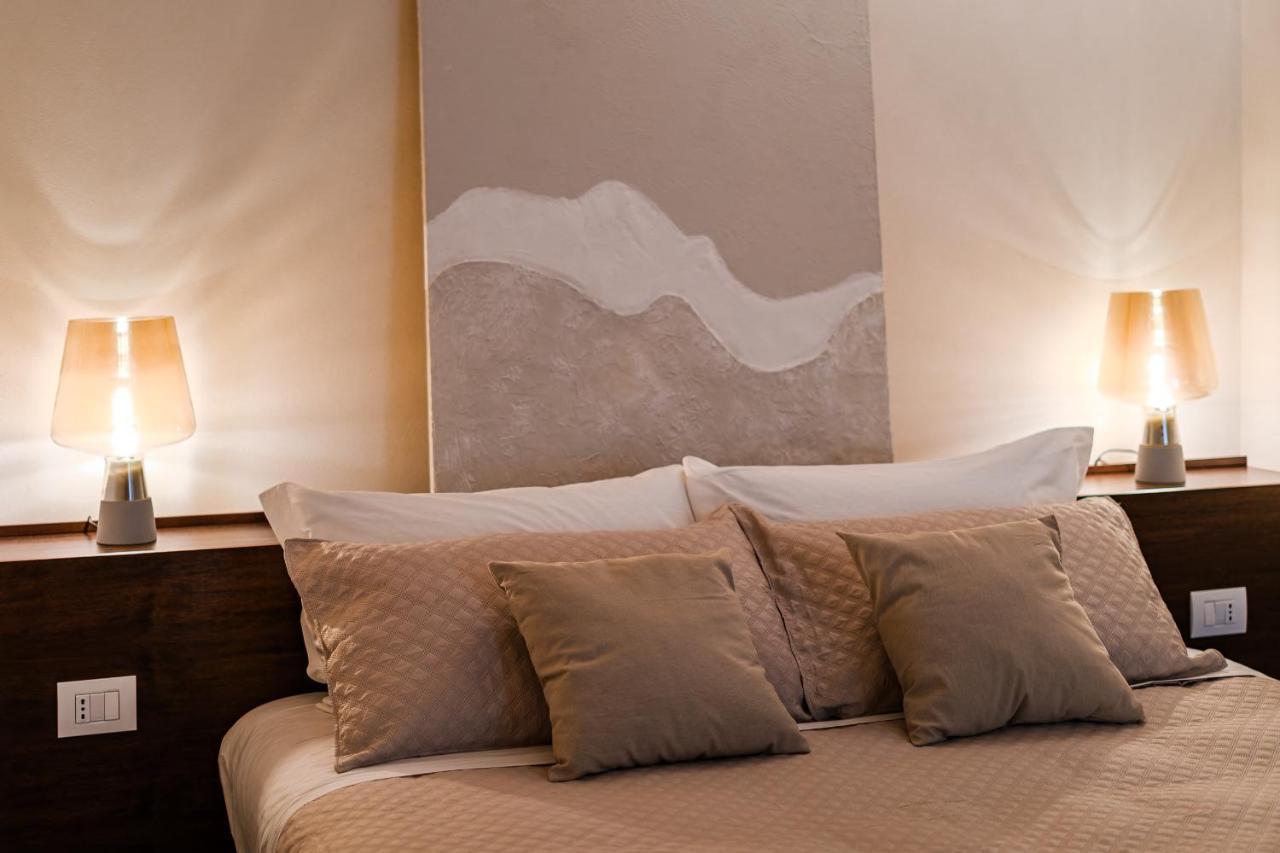 Helloapulia Charming Palazzo Clemente - Self-Catering Suites With Aircondition Монополи Экстерьер фото