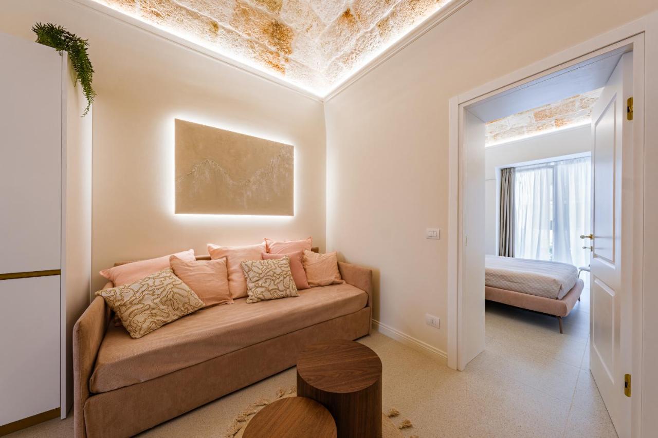 Helloapulia Charming Palazzo Clemente - Self-Catering Suites With Aircondition Монополи Экстерьер фото
