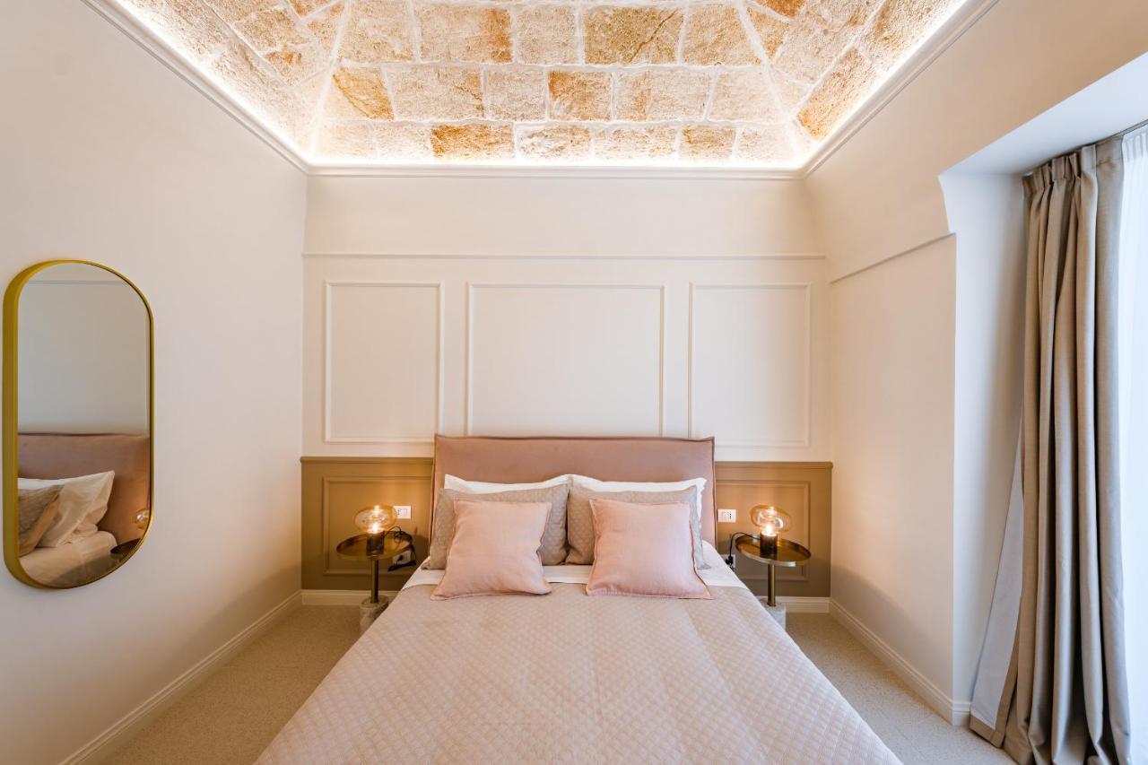 Helloapulia Charming Palazzo Clemente - Self-Catering Suites With Aircondition Монополи Экстерьер фото